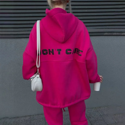 Stylish women's activewear set consisting of printed hoodies and pants